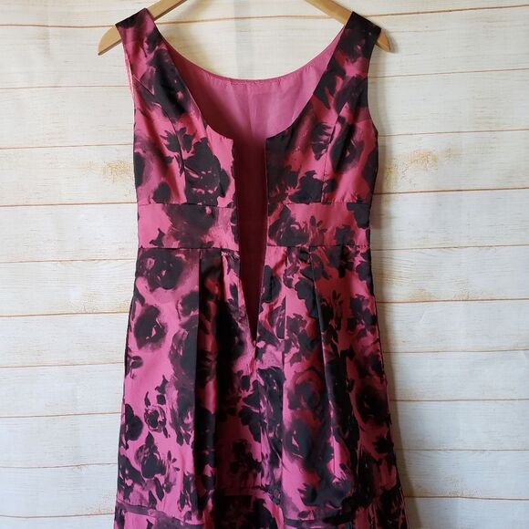 Eliza J Taffeta Floral Sleeveless Dress Size 4P Pockets Party Cocktail - Picture 6 of 9